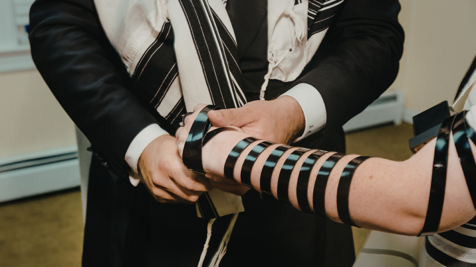 איך להניח תפילין